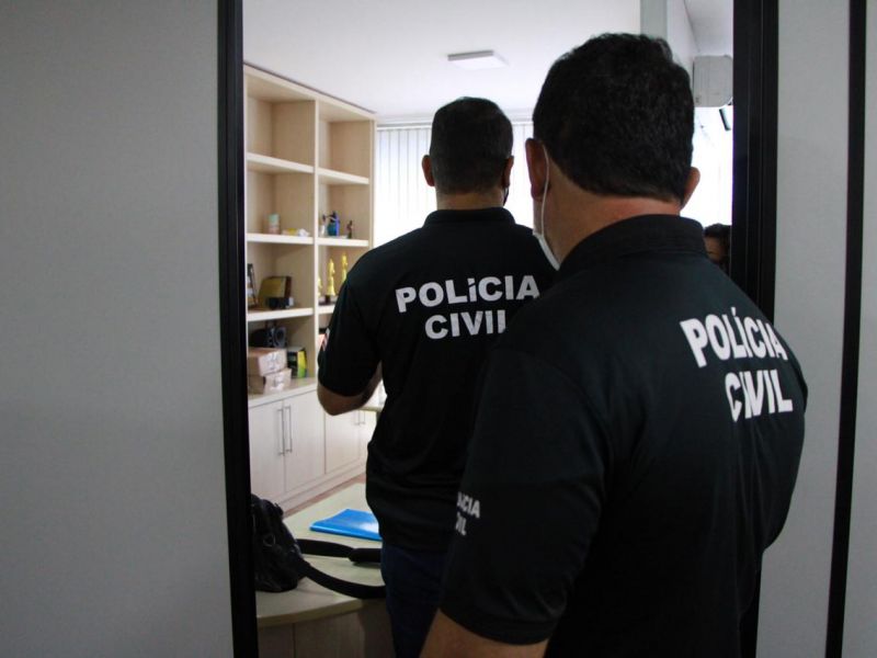 Imagem de Trio é preso por integrar empresa falsa de consórcio e financiamento