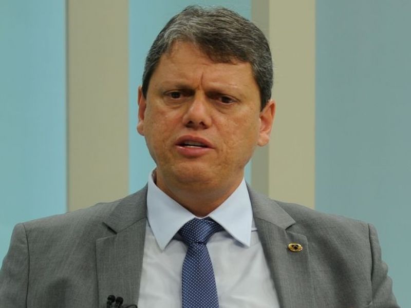 Imagem de Concessões devem dobrar ferrovias no país em 15 anos, diz ministro