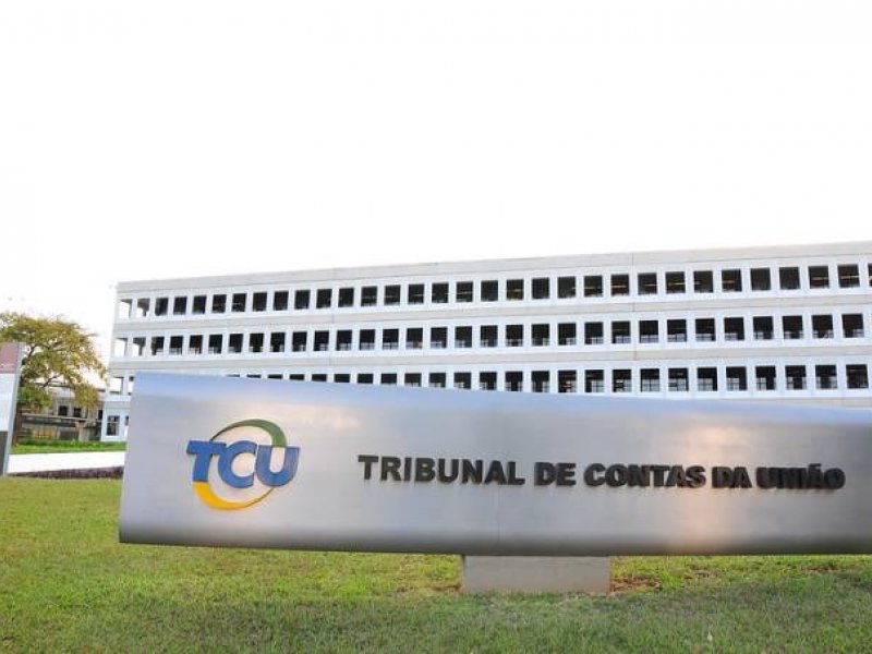 Imagem de TCU suspende licitação de R$ 12,3 mi do Conselho Federal de Enfermagem