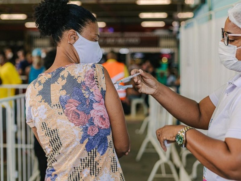 Imagem de Postos de saúde aplicam vacina contra gripe em Salvador