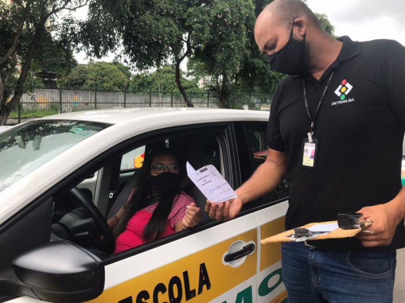 Imagem de Serviços do Detran-BA são acessados com apresentação de cartão de vacinação