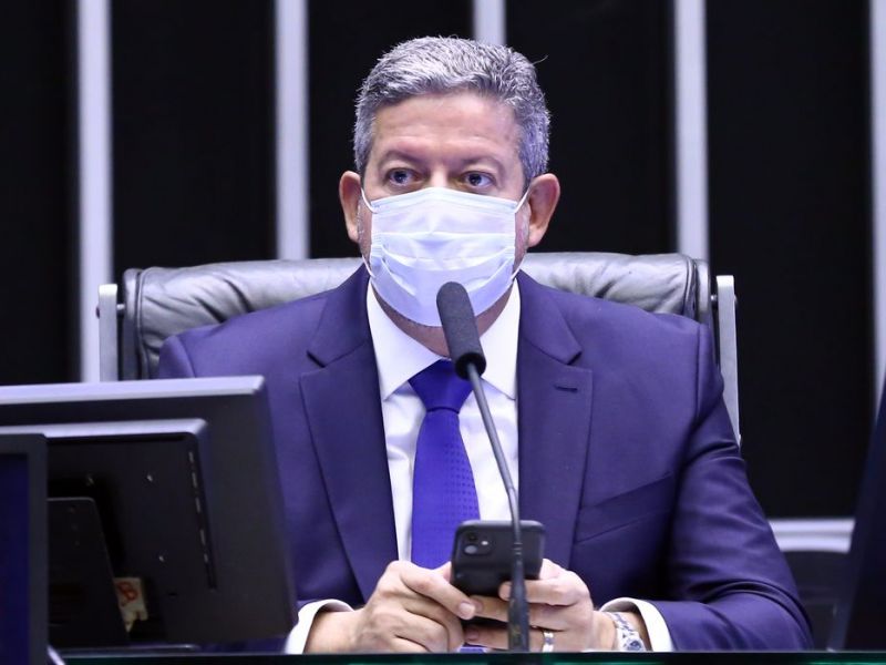 Imagem de Promulgação da PEC dos Precatórios será fatiada, afirma Arthur Lira