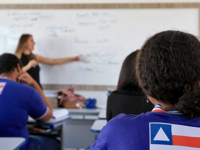 Imagem de Começa na segunda (6) a renovação de matrícula para estudantes da rede estadual de ensino