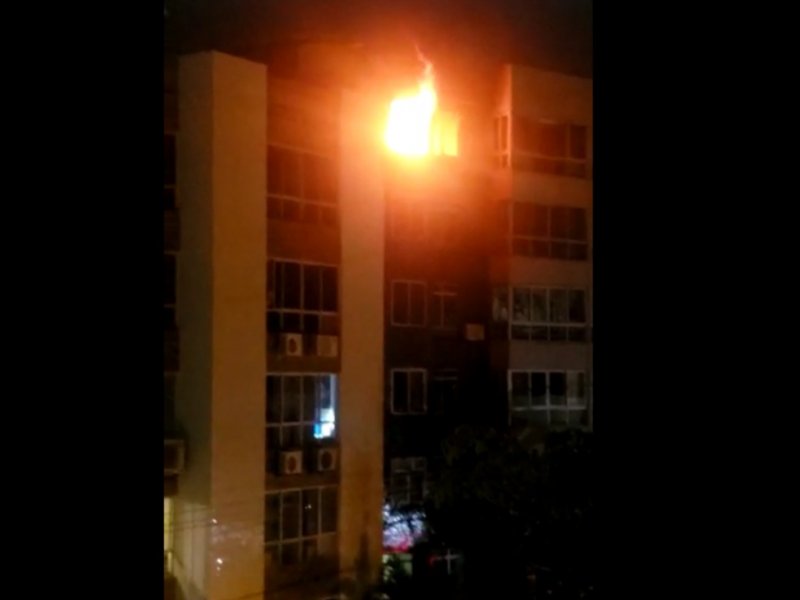 Imagem de Incêndio atinge apartamento no Rio Vermelho