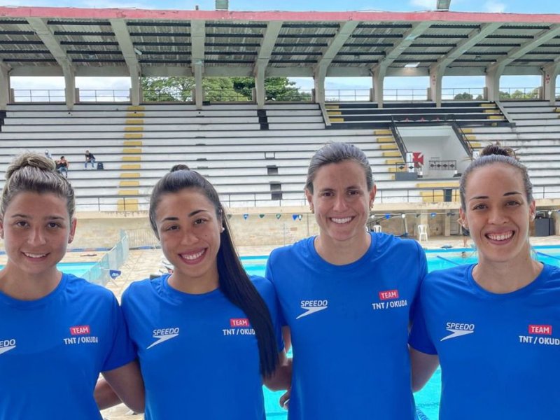 Imagem de  Quarteto feminino bate recorde mundial de natação master