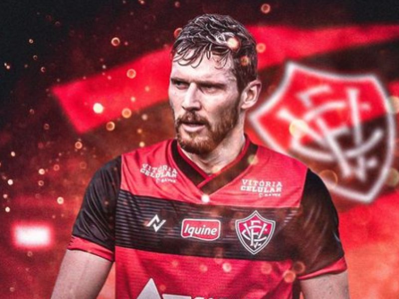 Imagem de  Raul Prata se despede do Vitória após fim de contrato