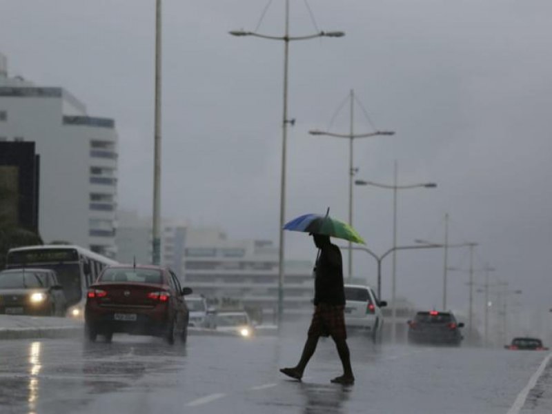 Imagem de  Diretor geral da Codesal contabiliza mais de 60mm de chuva em alguns bairros de Salvador 