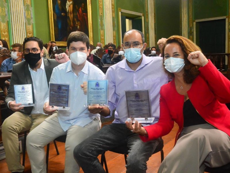 Imagem de Jornalistas recebem Prêmio Jânio Lopo 2021 na Câmara Municipal de Salvador