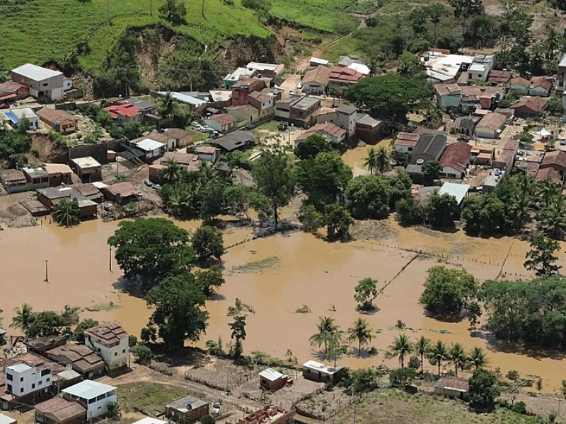 Imagem de Governo federal recusa ajuda da Argentina para vítimas atingidas pelas chuvas na Bahia
