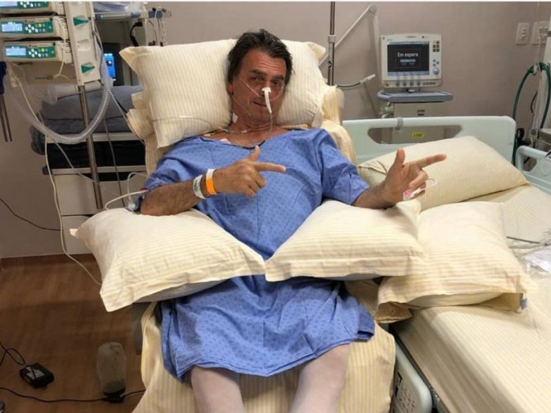 Imagem de Bolsonaro é internado em São Paulo por suspeita de obstrução intestinal