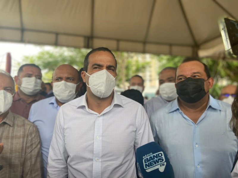 Imagem de Bruno Reis anuncia abertura de mais 3 leitos UTI pediátrico para semana que vem