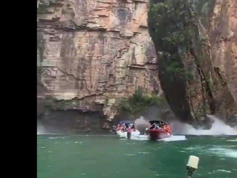 Imagem de Capitólio: Corpo de Bombeiros confirma 10 mortos após queda de paredão
