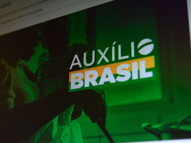 Imagem de Auxílio Brasil começa a ser pago nesta terça-feira