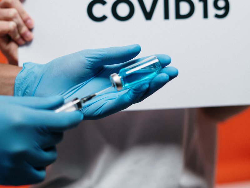 Imagem de  Pfizer entrega mais 1,8 milhão de doses de vacina pediátrica no dia 24 de janeiro