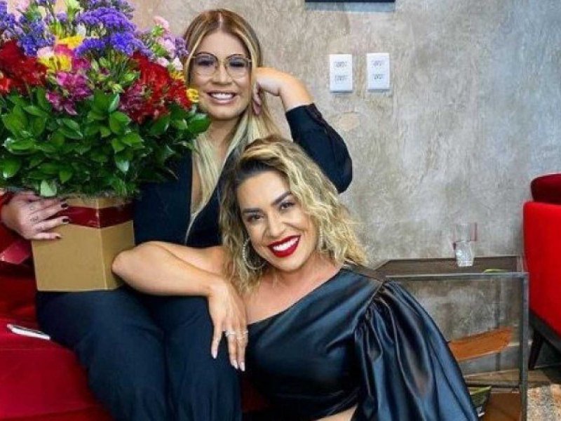 Imagem de Gravadora diz que feat de Naiara com Marília ainda não foi autorizado
