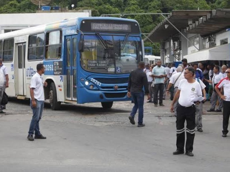 Imagem de Secretário da Semob diz que Prefeitura não foi informada sobre paralisação de rodoviários