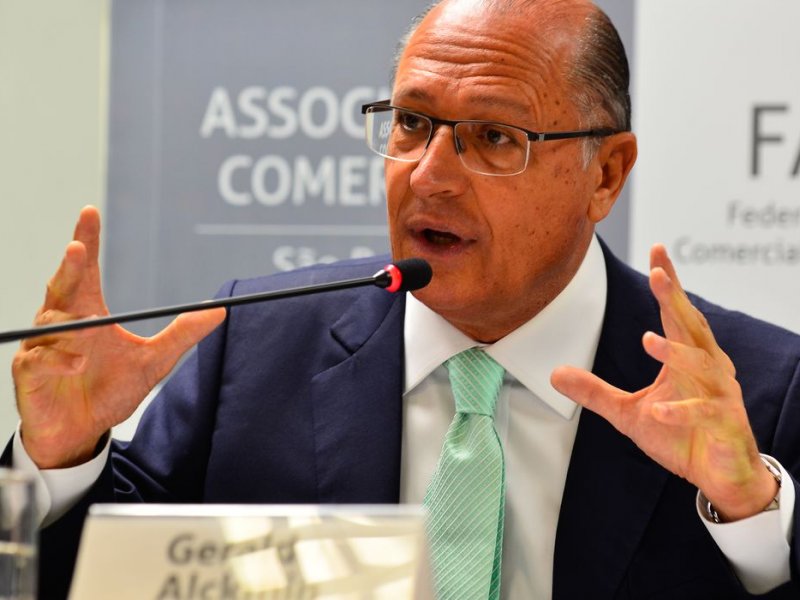 Imagem de Alckmin afirma vai voltar a conversar com o PSB sobre filiação ao partido