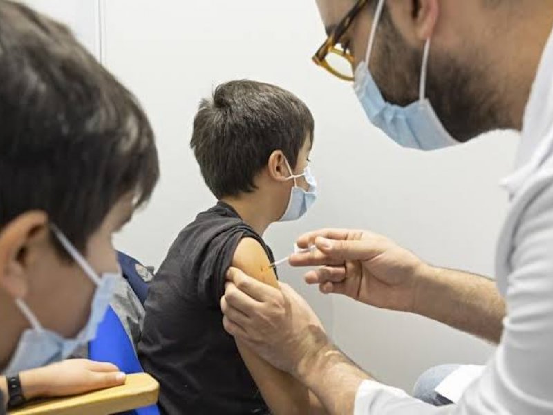 Imagem de Governo de SP nega que parada cardíaca tenha sido decorrente da vacina em criança 
