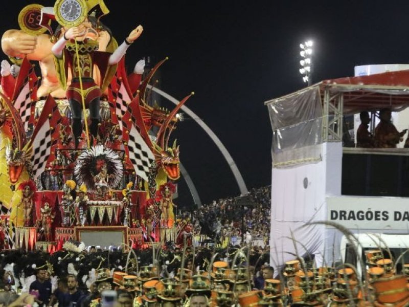 Imagem de Desfiles das escolas de samba do Rio e São Paulo são adiados para abril