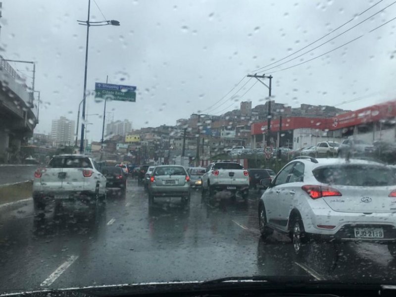Imagem de Com fortes chuvas, Salvador registra ameaças de desabamentos nesta segunda-feira