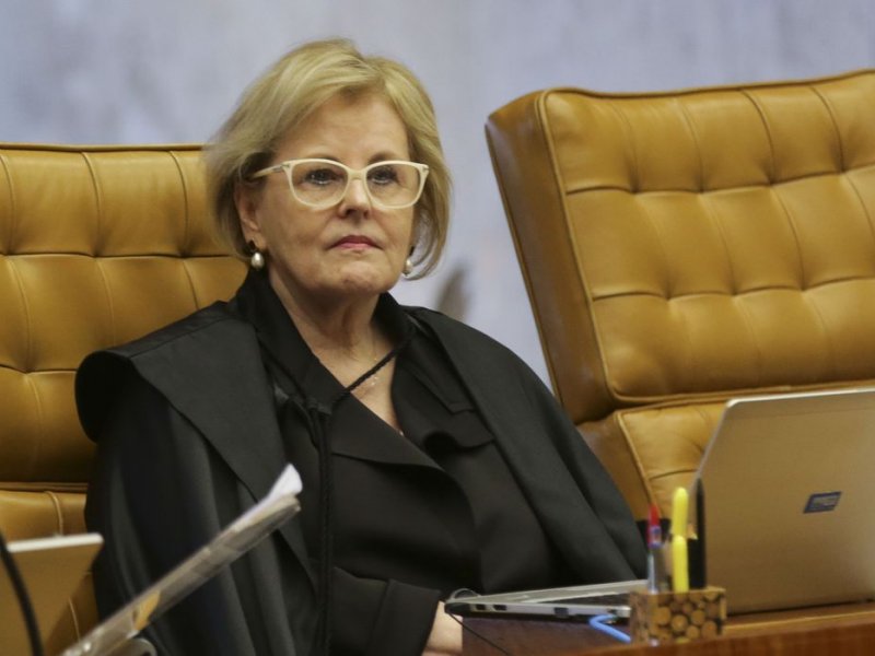 Imagem de Ministra Rosa Weber envia à PGR notícia-crime contra Bolsonaro e Queiroga