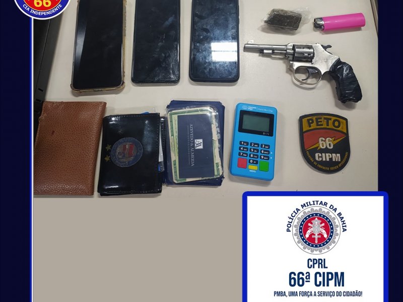 Imagem de PM prende quatro e recupera veículos roubados em Feira de Santana