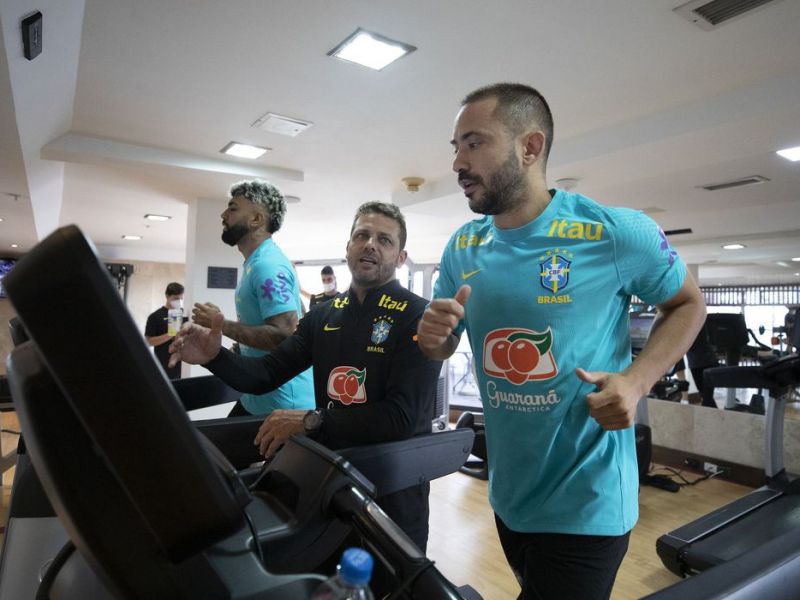 Imagem de Eliminatórias: Brasil inicia preparação para jogo contra Equador