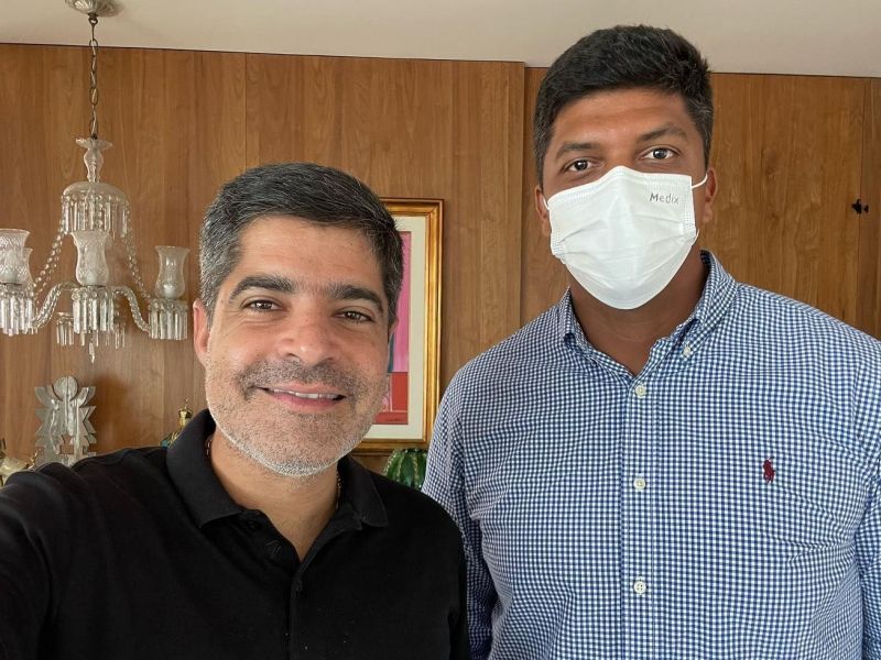 Imagem de Após se eleger com apoio de Rui, prefeito declara apoio a Neto