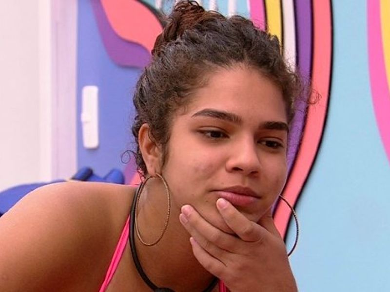 Imagem de BBB 22: Maria chora e diz que sente falta de se masturbar: "Saudade de tocar uma"