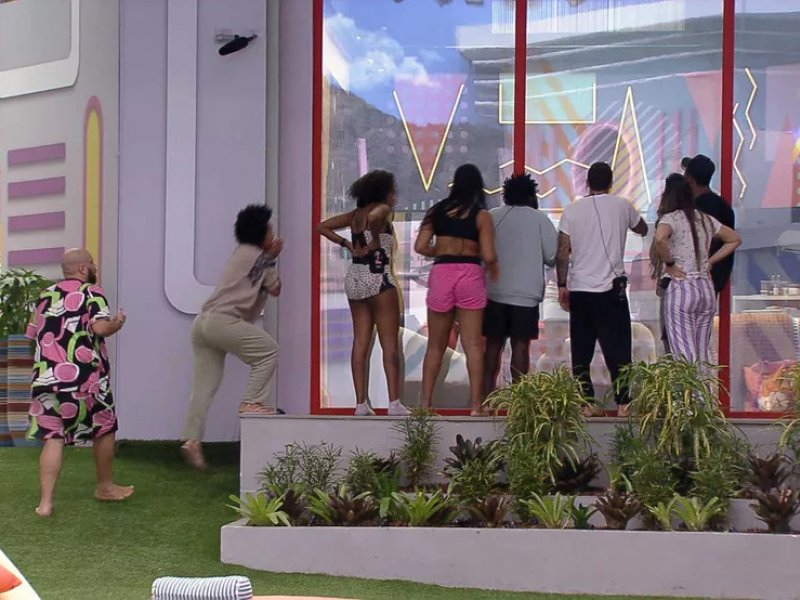 Imagem de BBB22: Jogadores conhecem participantes da ‘Casa de Vidro’