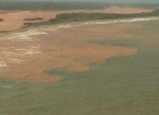 Imagem de Justiça proíbe pesca na foz do Rio Doce após lama da Samarco
