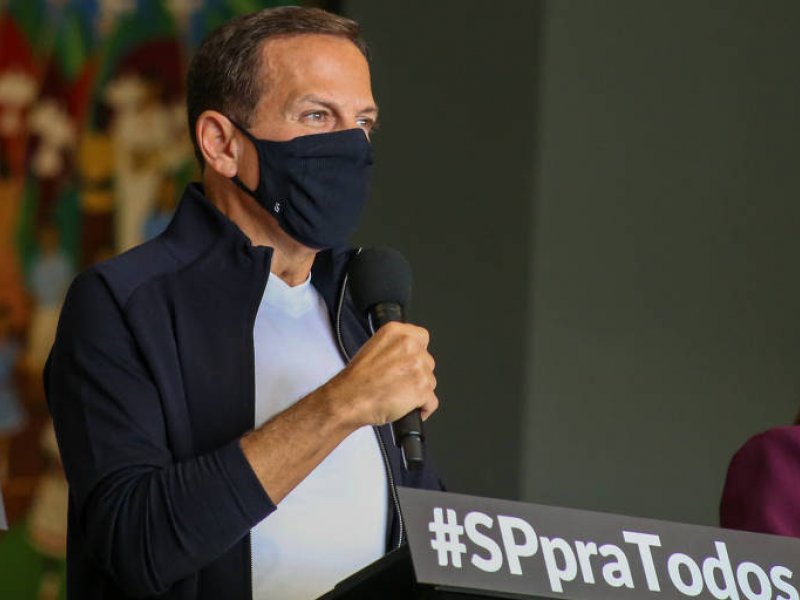 Imagem de Governador de São Paulo comenta sobre acordo com Salvador e Rio para realização do Carnaval em abril