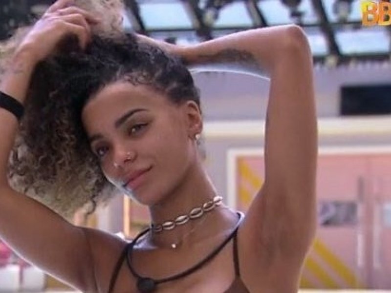 Imagem de BBB22: Em sonho no dia do Paredão, Brunna vai para casa ver a família
