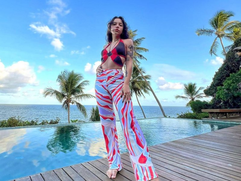 Imagem de Priscilla Alcântara curte férias na Bahia