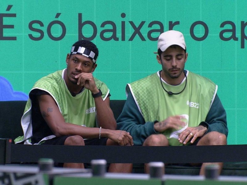 Imagem de BBB22: Pedro Scooby e Paulo André vencem prova do líder, após Jade fazer xixi na roupa