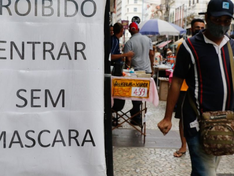 Imagem de Governo do Rio de Janeiro flexibiliza uso da máscara contra a covid-19