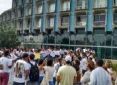 Imagem de Professores e estudantes de saúde da Uneb fazem novo protesto no CAB