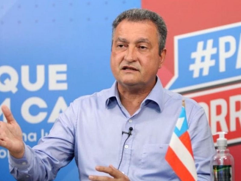 Imagem de Rui Costa prega união da base e cola figura de Lula à candidatura