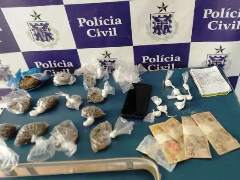 Imagem de Homem é preso flagrante em borracharia com droga, munição e dinheiro