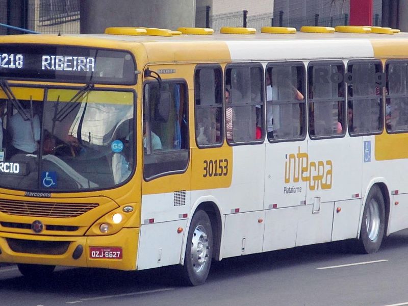 Imagem de Acordo judicial prevê aumento da frota de ônibus em horário de pico em Salvador