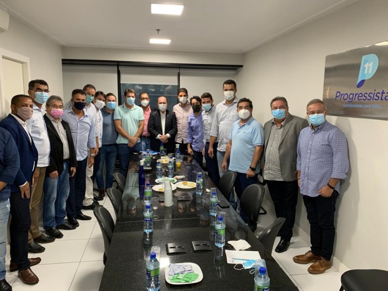 Imagem de Após afastamento do PP com a base de Rui, Leão afirma que o partido “decidiu buscar novos caminhos”