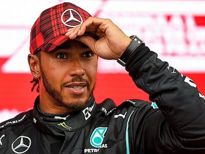 Imagem de Fórmula 1: Lewis Hamilton adotará novo nome nas disputas