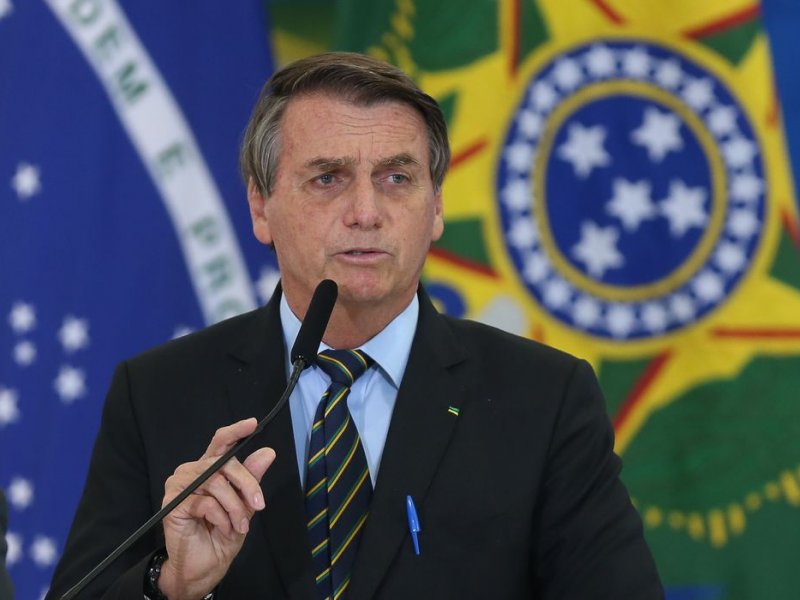 Imagem de Em Salvador, Bolsonaro afirma que ideia do ministro da Saúde é mudar até o fim do mês o status de pandemia para endemia