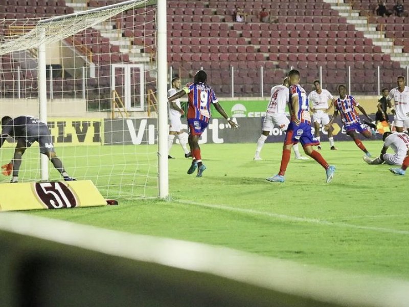 Imagem de Bahia vence Sergipe mas é eliminado da Copa do Nordeste