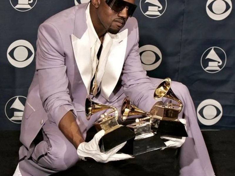 Imagem de Após discurso de ódio, Kanye West é proibido de se apresentar no Grammy