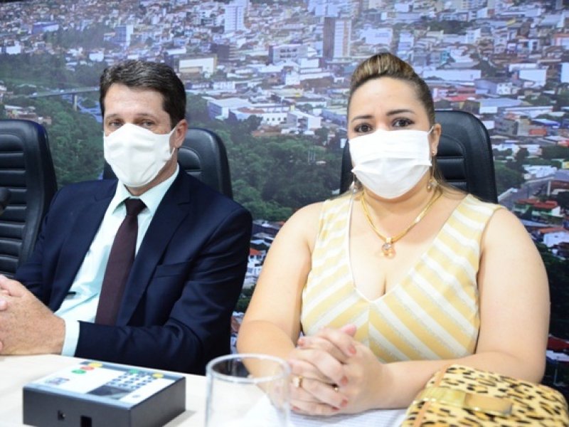Imagem de Vice-prefeita de Jequié rompe com Zé Cocá e entrega cargo na Secretaria de Saúde