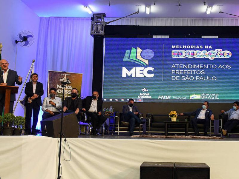 Imagem de Mais um prefeito cita corrupção no MEC