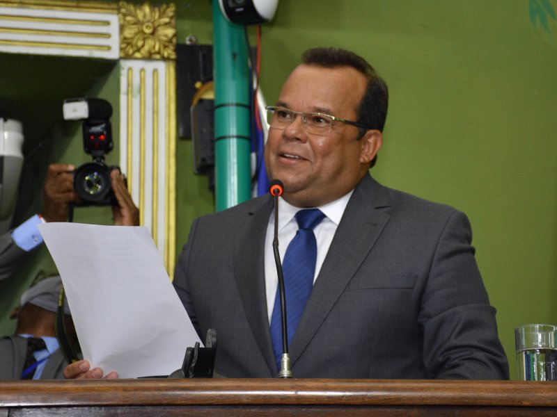 Imagem de Geraldo Jr. questiona atuação da Transalvador em eventos que participa e quer convocar superintendente