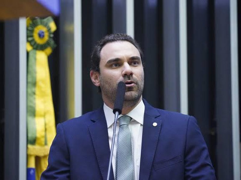 Imagem de Indicado pelo PSDB, Adolfo Viana afasta possibilidade ser vice de ACM Neto
