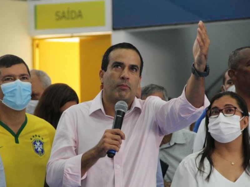 Imagem de Bruno Reis anuncia reajuste salarial para professores da rede municipal 